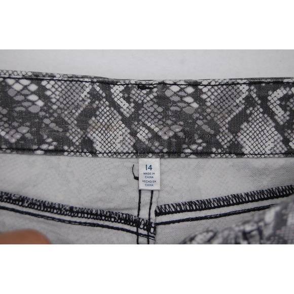 Seven7 Jeans Womens 14 Gray Snake Print‎ Mid Rise Skinny Stretch Denim Pants - Picture 4 of 15